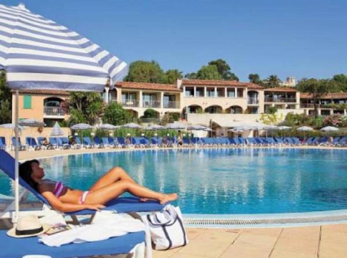 Chez Adriana Studio Vue Mer Avec Piscine Гримо Экстерьер фото