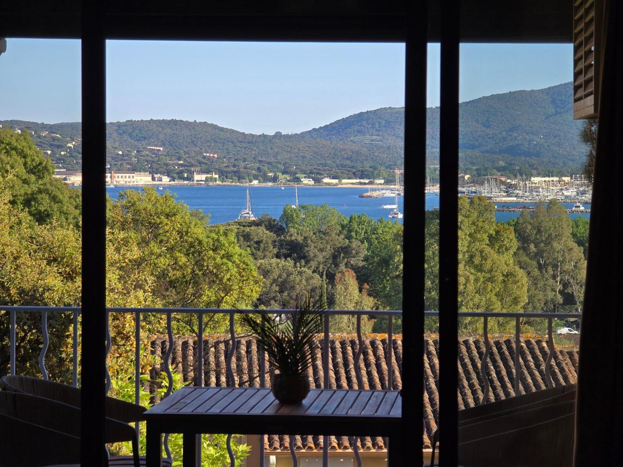 Chez Adriana Studio Vue Mer Avec Piscine Гримо Экстерьер фото